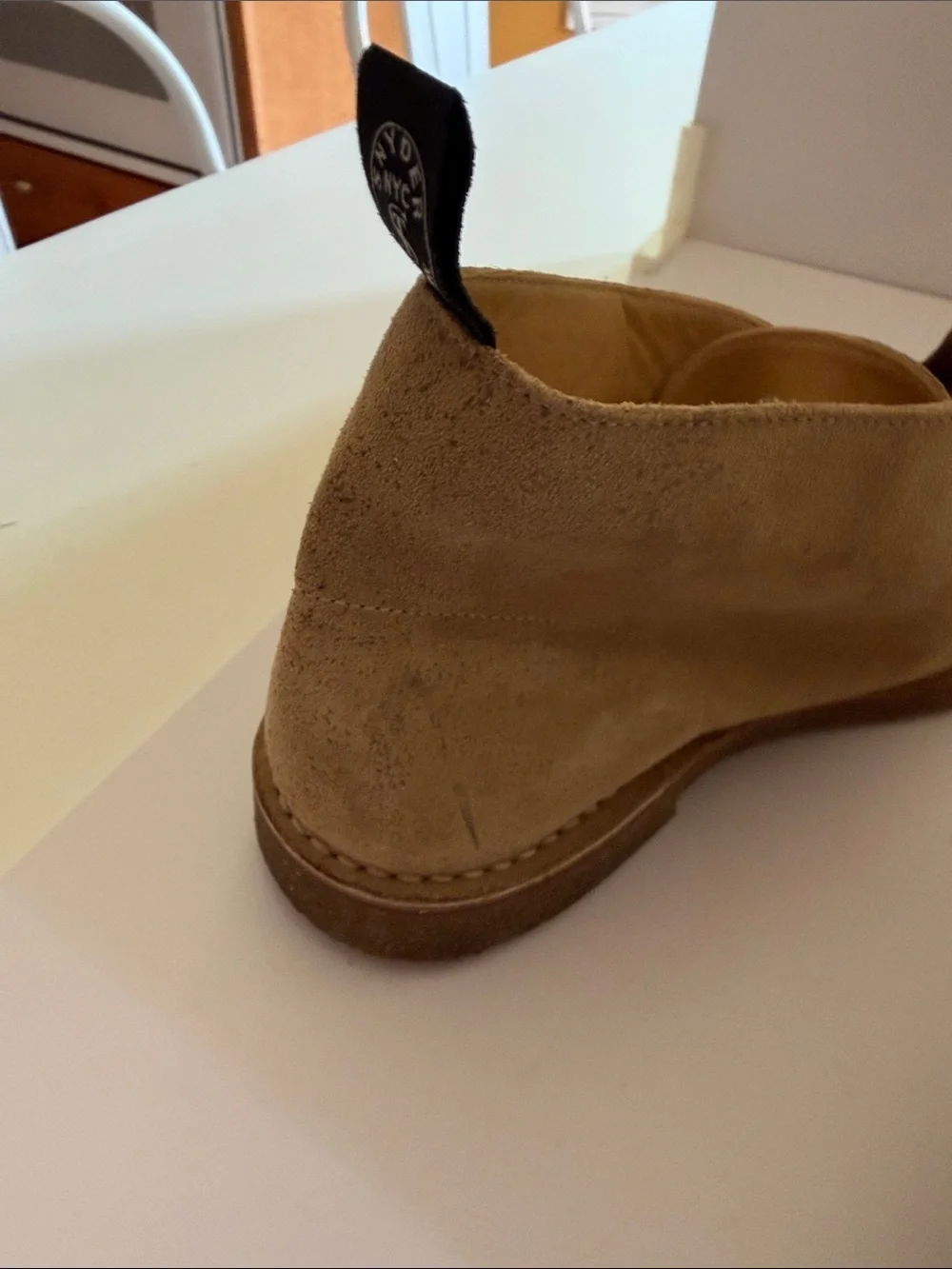 Todd Snyder Men's Tan Suede Lace-Up Chukka Boots Sz 9.5.  New/Flawed. Tub9